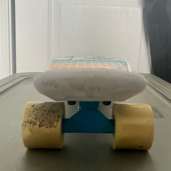 Penny Board - Picture 4 of 5